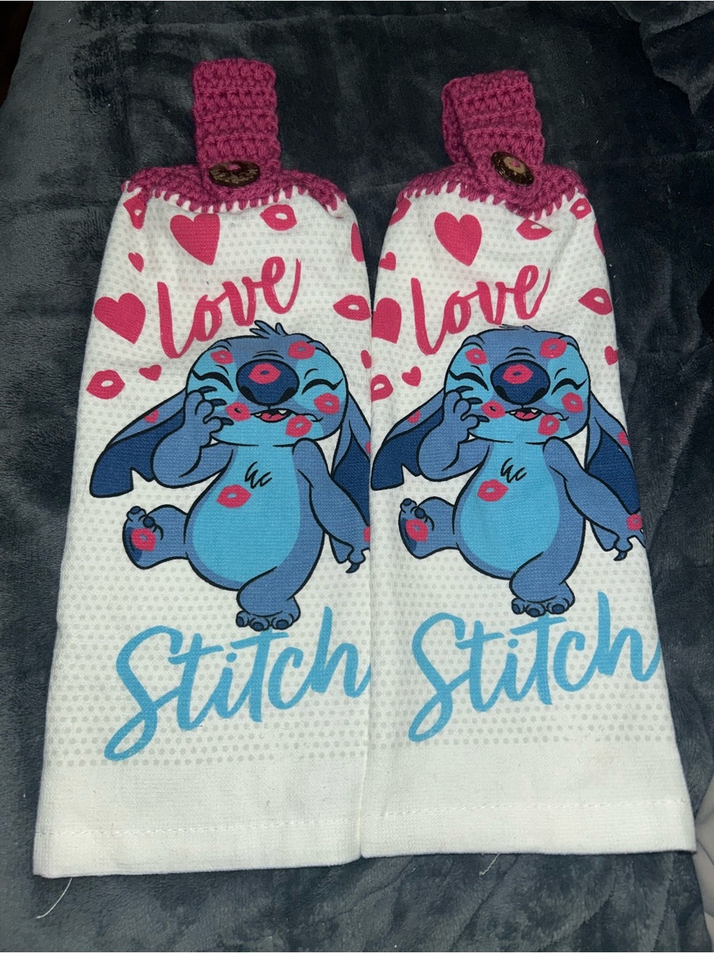 Disney Stitch 'Love' Kitchen Hanging Towel Set